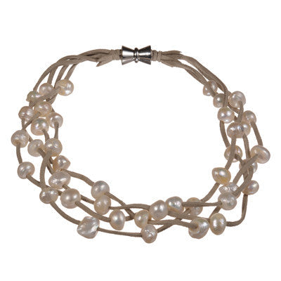 Kate Suede Short Pearl Necklace